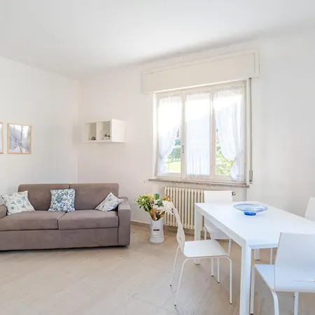 Appartement Cosy With 2 Balconies In *