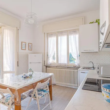 Appartement Cosy With 2 Balconies In